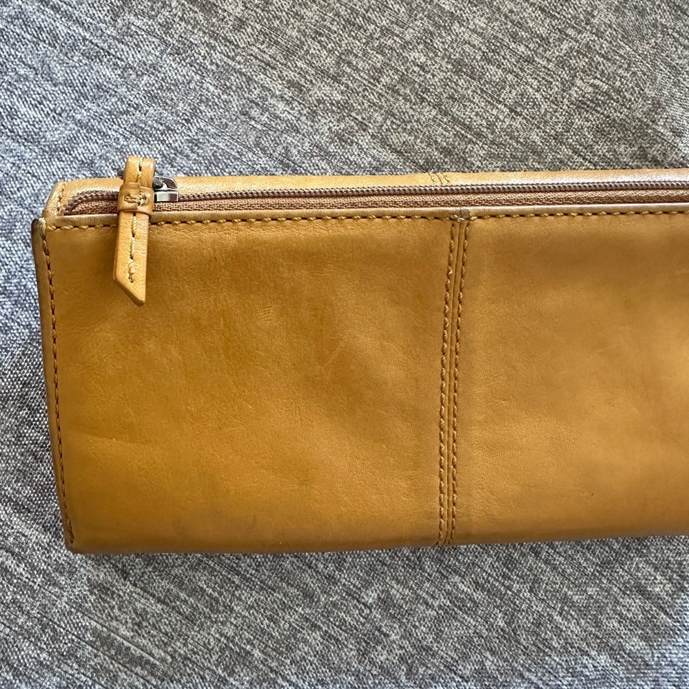 Coach Camel  Leather Shoulder Bag and Wallet - Picture 9 of 10